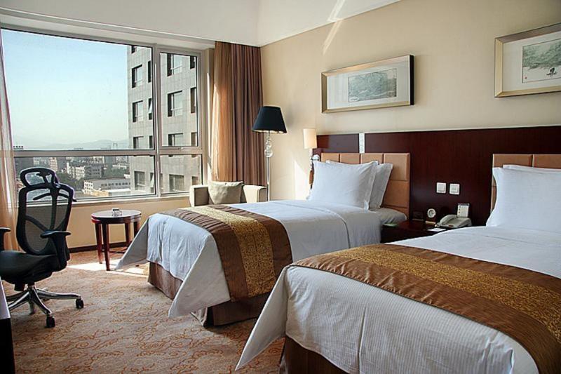 Yu Long International 5* Peking