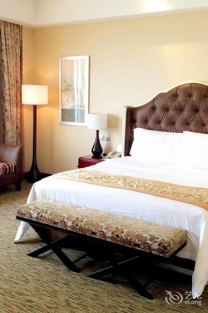 Hotel Yu Long International