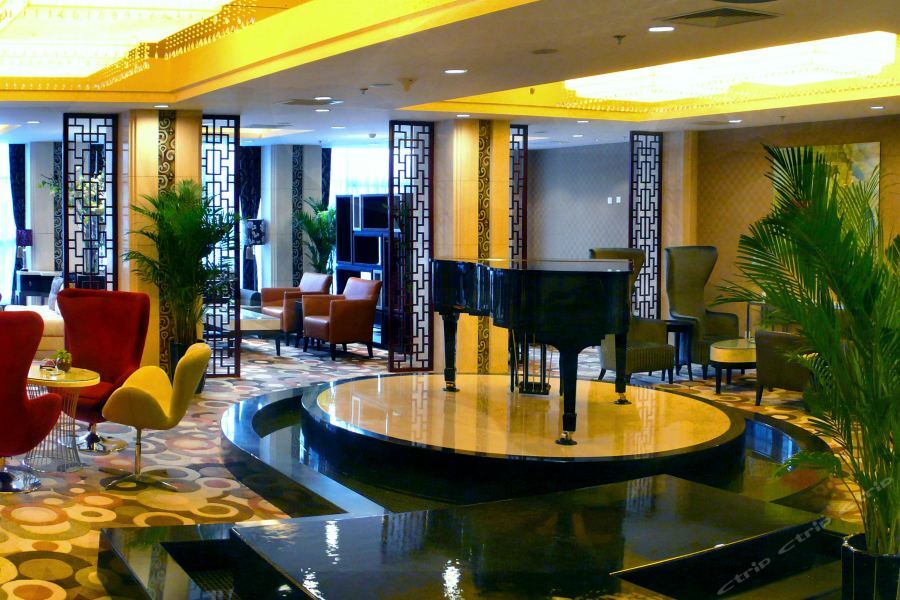 Yu Long International 5* Peking